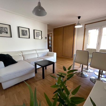 Apartamento A 5 Min Caminando De La Playa Sta. Cristina, אוליירוס מראה חיצוני תמונה
