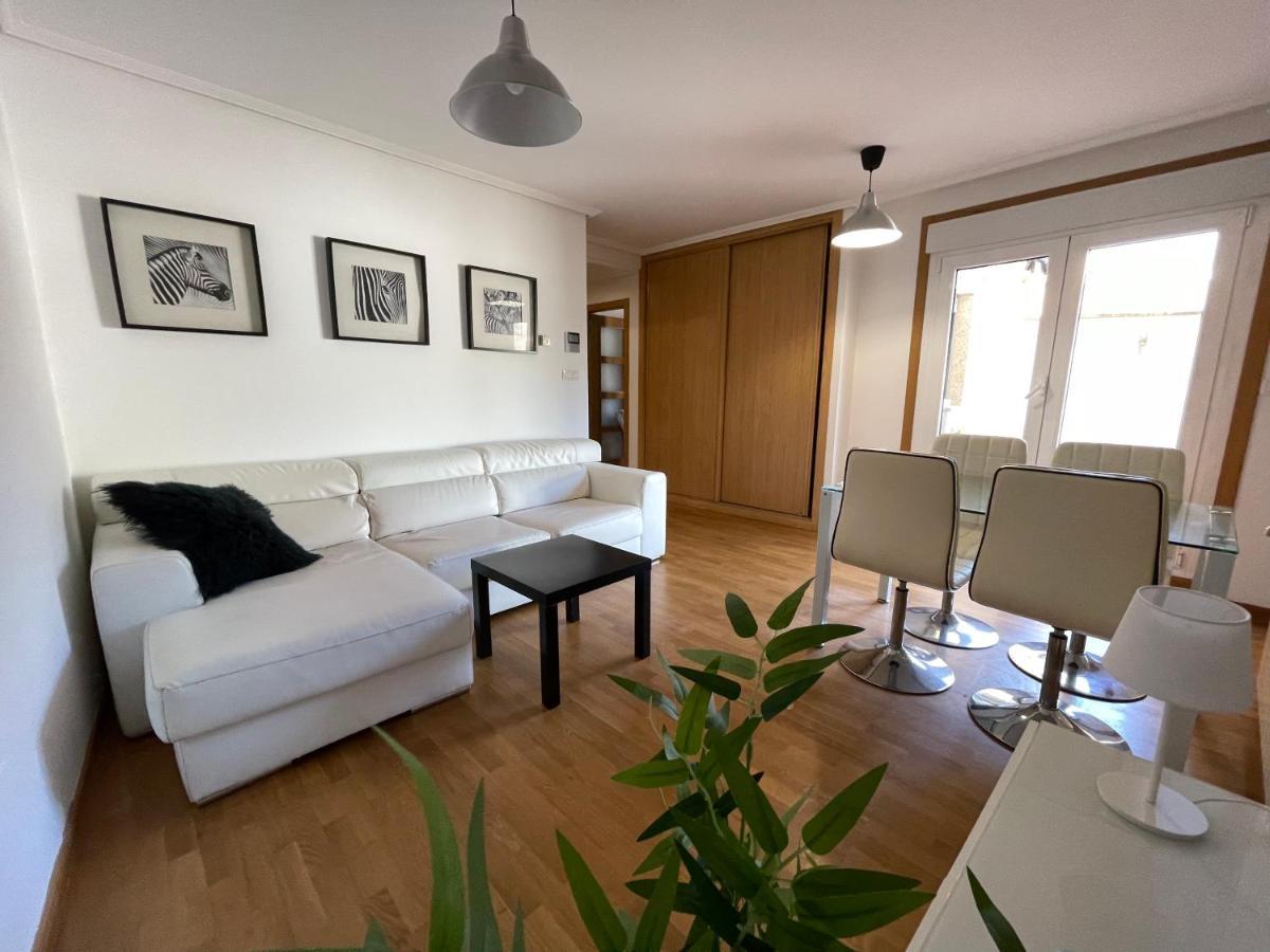 Apartamento A 5 Min Caminando De La Playa Sta. Cristina, אוליירוס מראה חיצוני תמונה